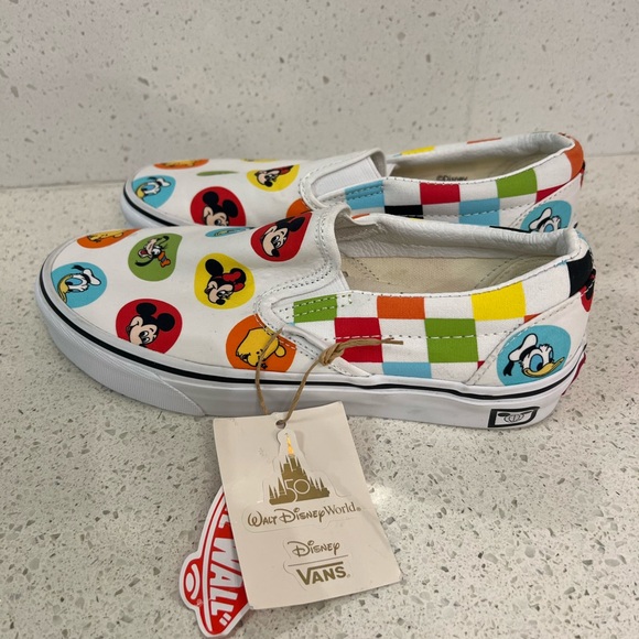 NWT Vans Walt Disney World 50th Anniversary Slip On’s - Picture 3 of 5